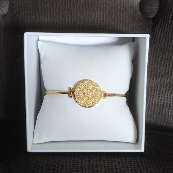 ✨️HP✨️ Michael Kors Gold💛 Medallion🏅 Bracelet - NWT - Picture 12 of 15